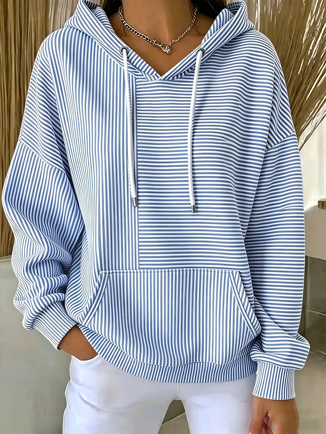 Donna | Striped Hooded Pocket Top