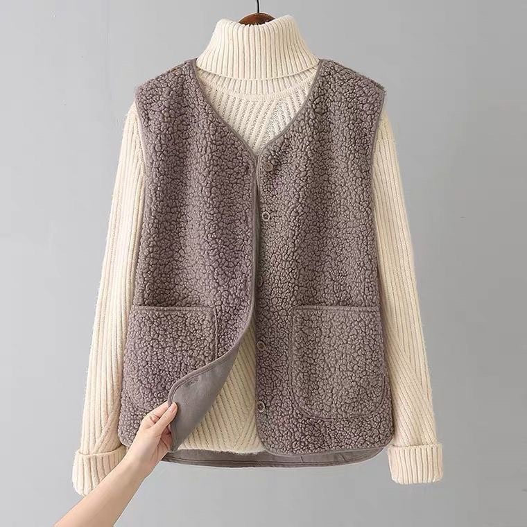 Gae | Soft Sleeveless Cardigan