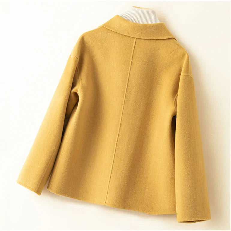 Meri | Elegant Pearl Jacket