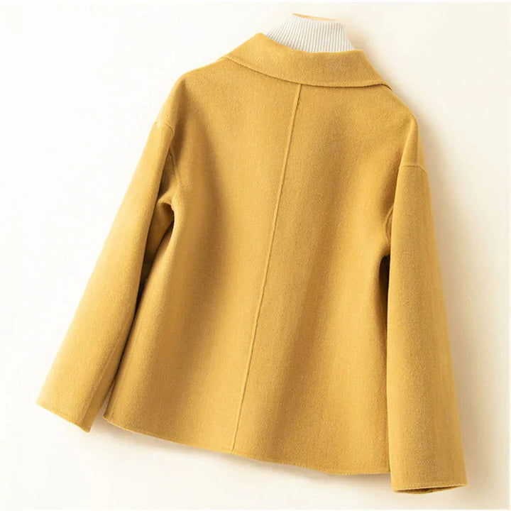 Meri | Elegant Pearl Jacket